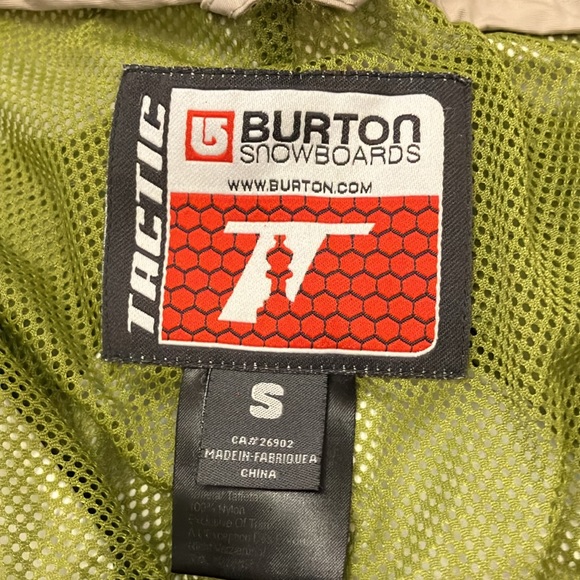 Burton Snowboard pants. - Picture 3 of 6